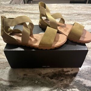New in Box! Sorel Ella Sandals (Olive)
